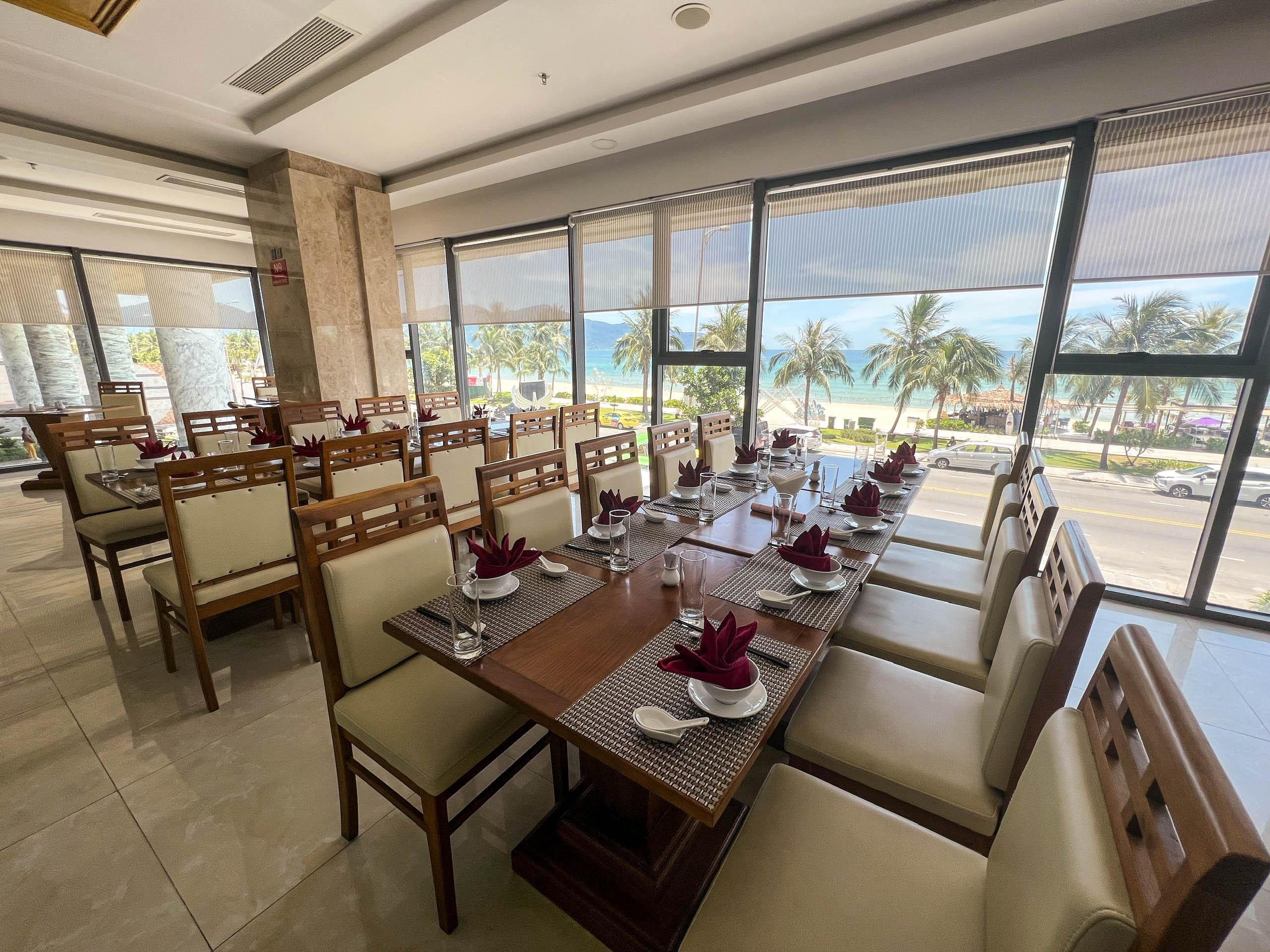 Serene Beach Danang Hotel Exterior foto