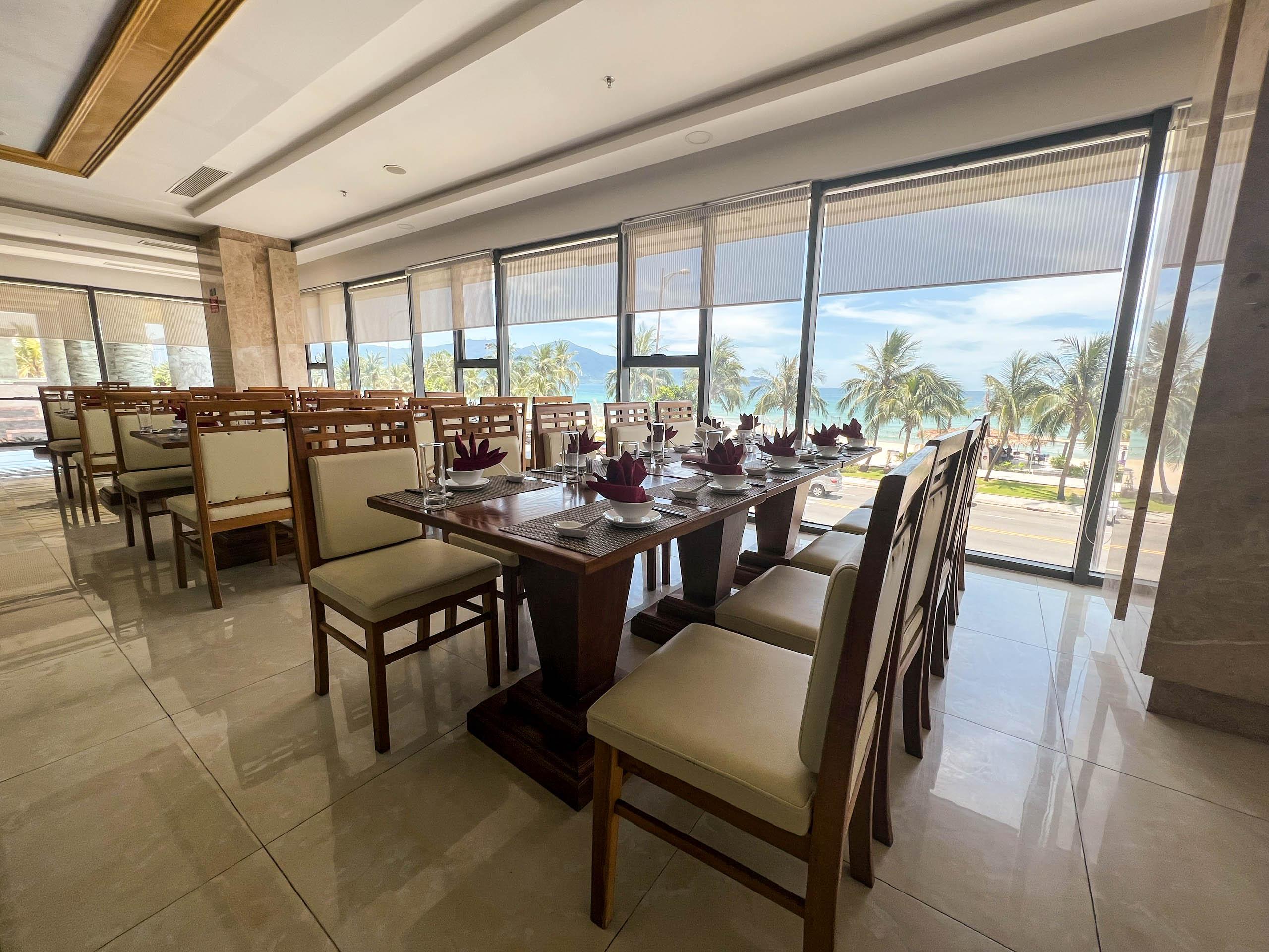 Serene Beach Danang Hotel Exterior foto