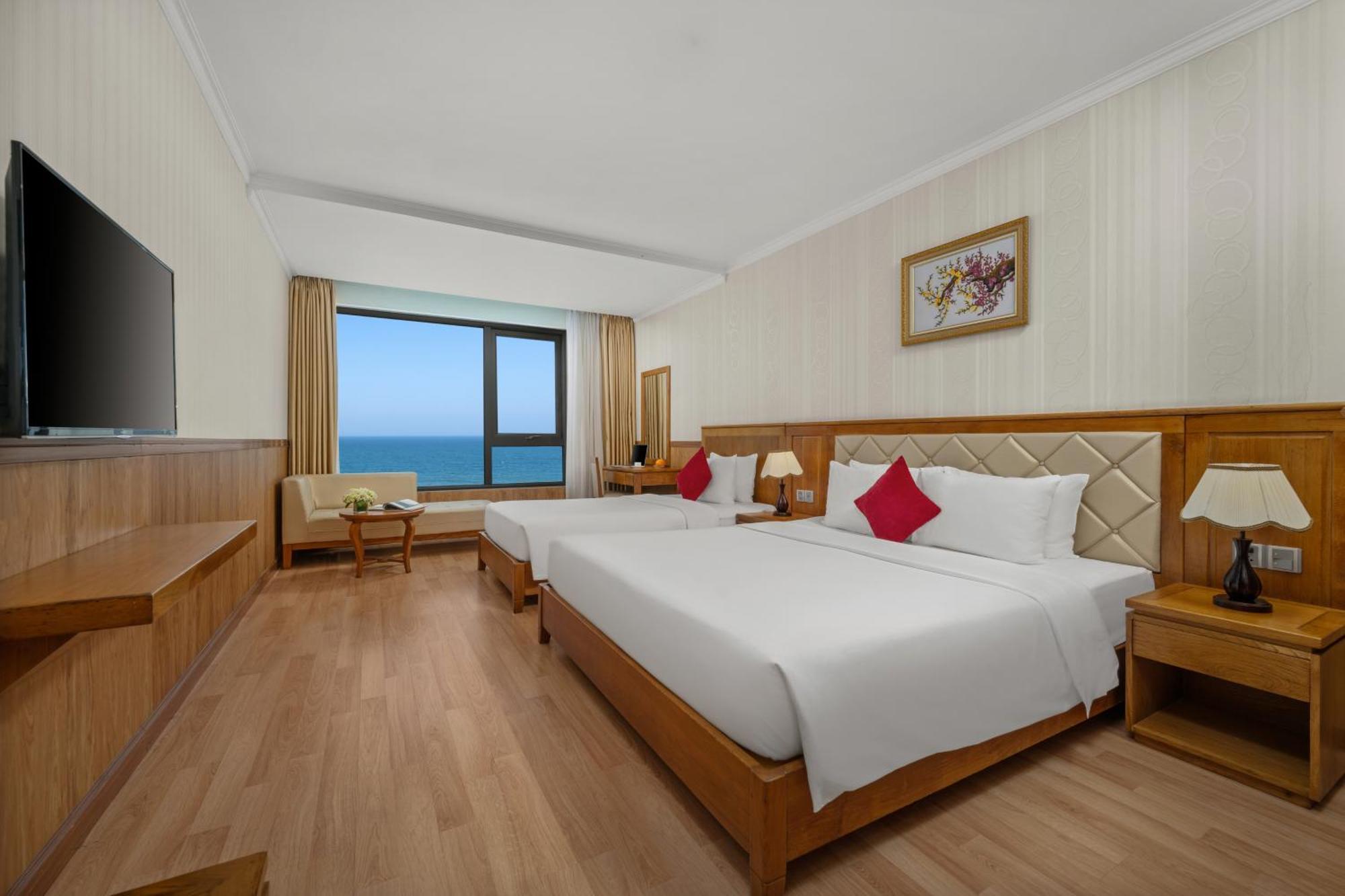 Serene Beach Danang Hotel Exterior foto