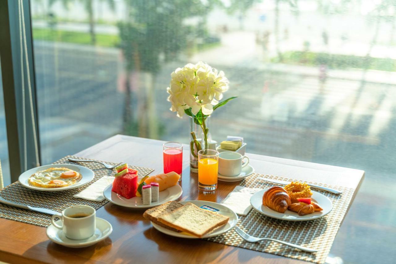 Serene Beach Danang Hotel Exterior foto